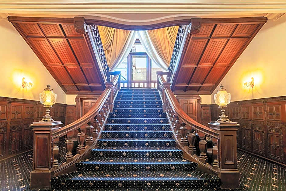 Adamton Country House Hotel