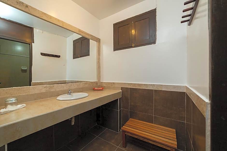 Gringo Bill's Boutique Hotel