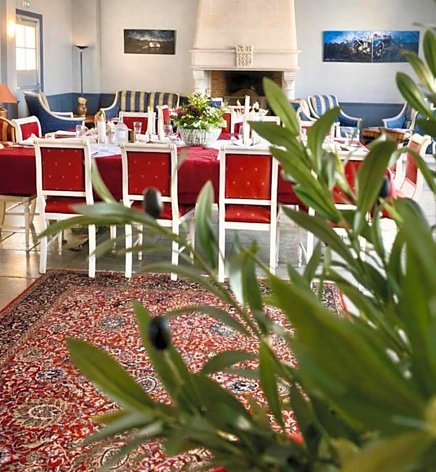 Logis Hôtel Restaurant- Domaine de l'Orangerie