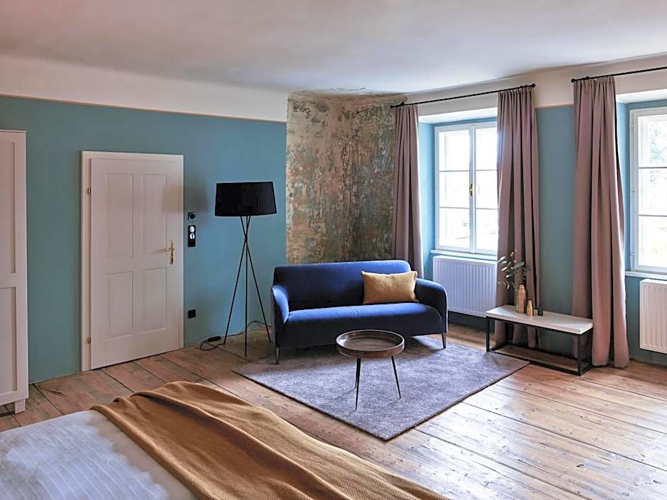 Boutique Hotel Zum Oberjäger, Schloss Lackenbach