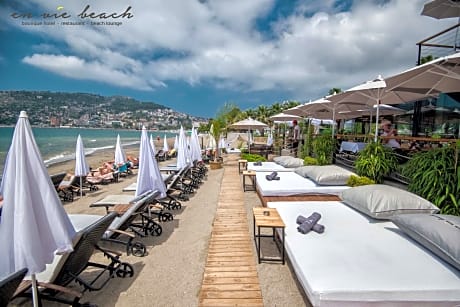 En Vie Beach