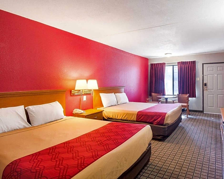 Econo Lodge Wichita Falls Downtown