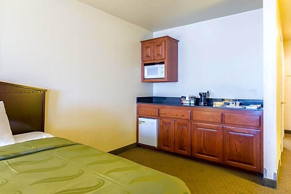 Quality Inn & Suites Alma I-40