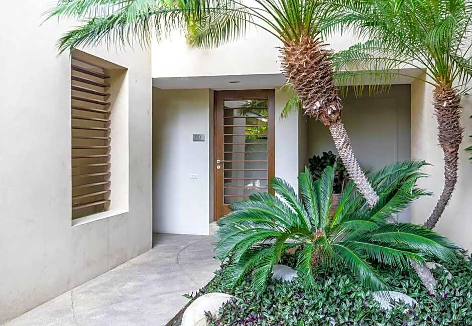 Gorgeous Open Concept Apartment