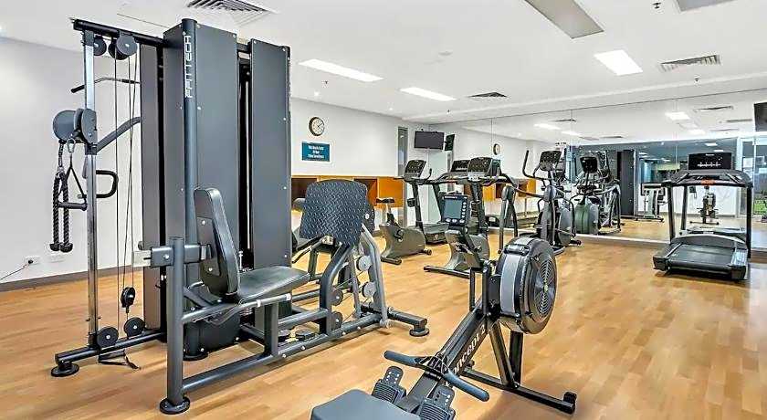 Oaks Glenelg Plaza Pier Suites