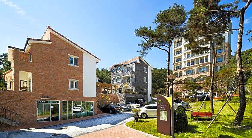 Hotel Thesoom Forest