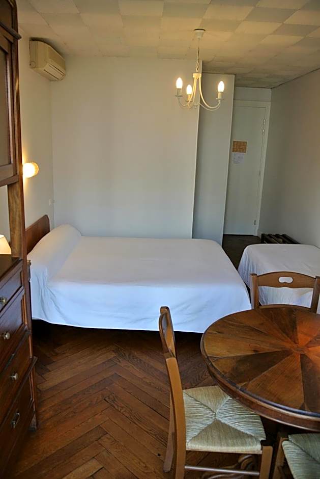 Hôtel Castel Mistral