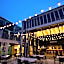 Parotia waterhouse hotel