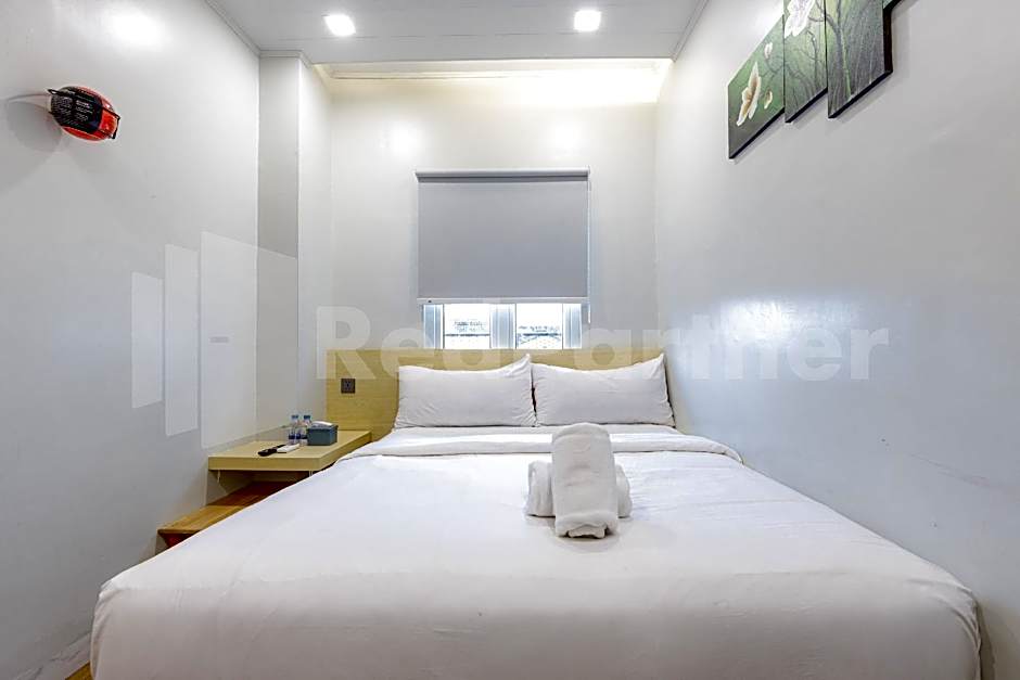 Travel Biz Hotel Medan Mitra RedDoorz