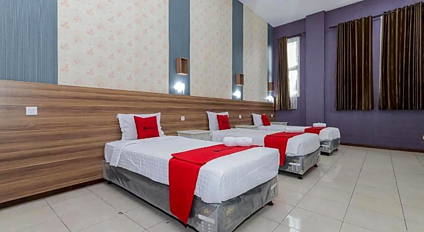 RedDoorz Syariah @ Klojen Malang