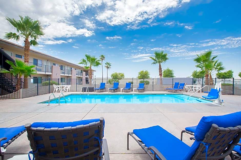 Days Inn by Wyndham Lake Havasu