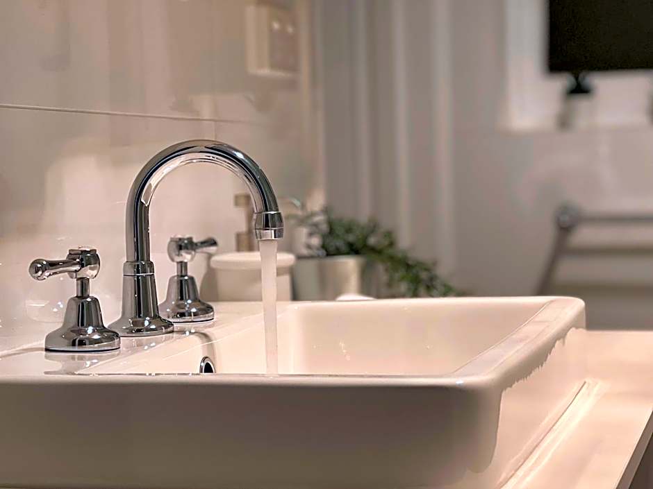 Hamilton's Queanbeyan Motel