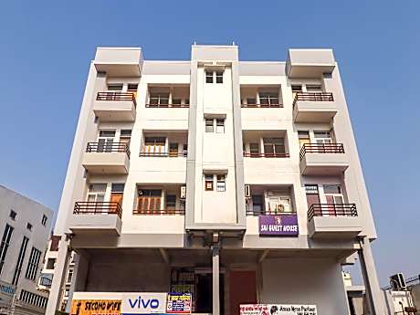 Hotel O Basera Homes Jankipuram