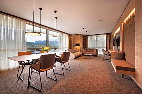 Premium Suite With Lake View
