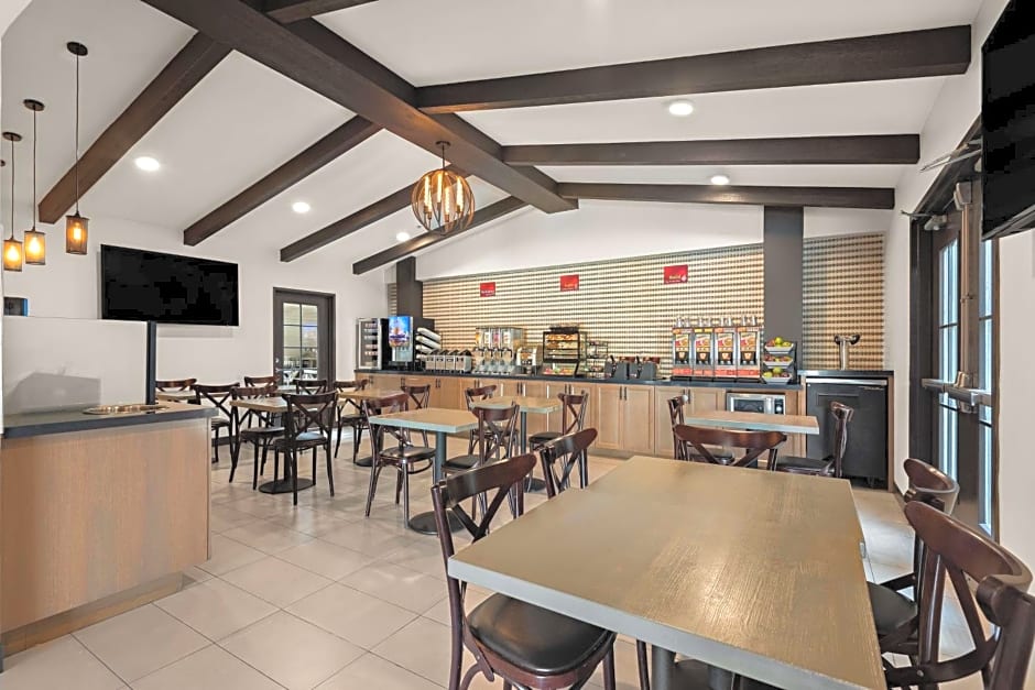 Best Western Plus Manhattan Beach Hotel