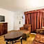 Econo Lodge Inn & Suites near Split Rock and Harmony Lake