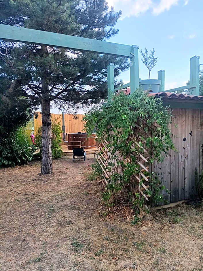 studio indépendant dans maison à la campagne