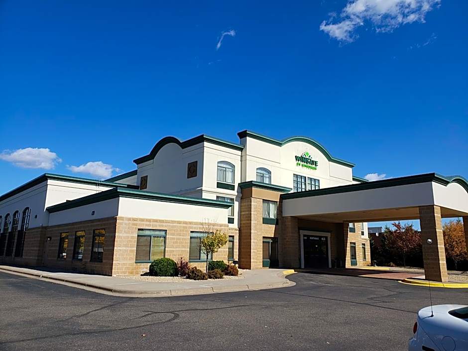 Wingate by Wyndham Coon Rapids