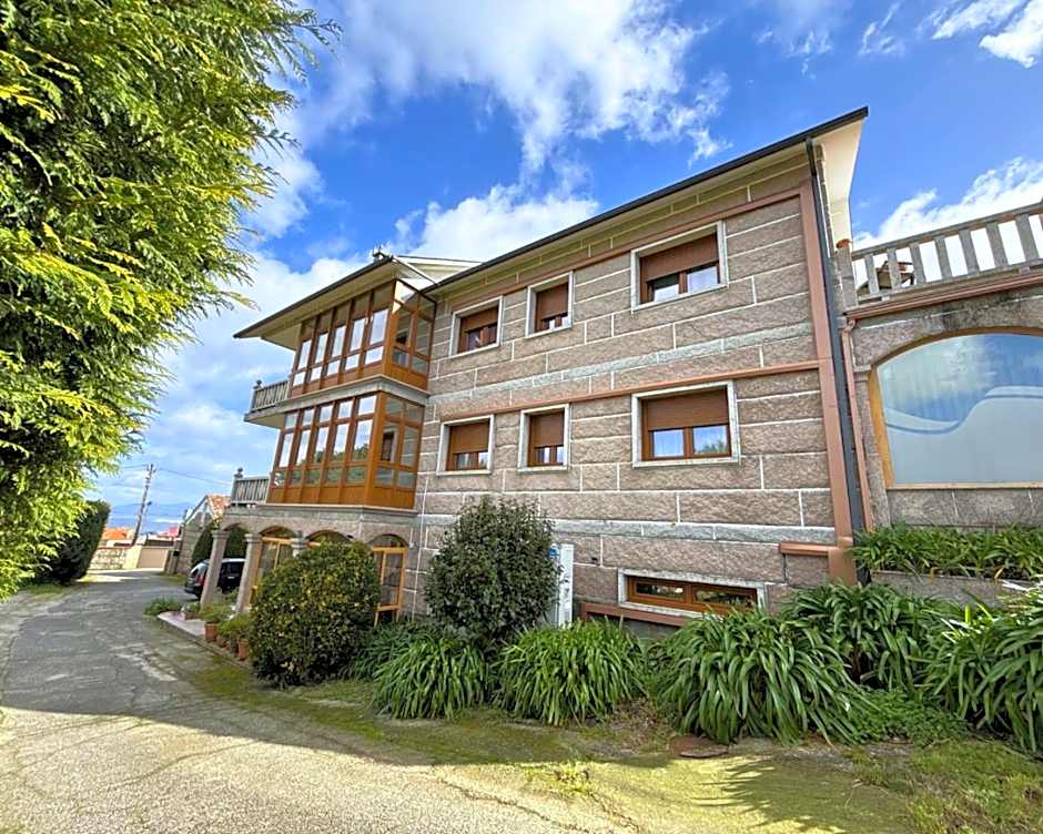 Hotel & Apartamentos Cons da Garda