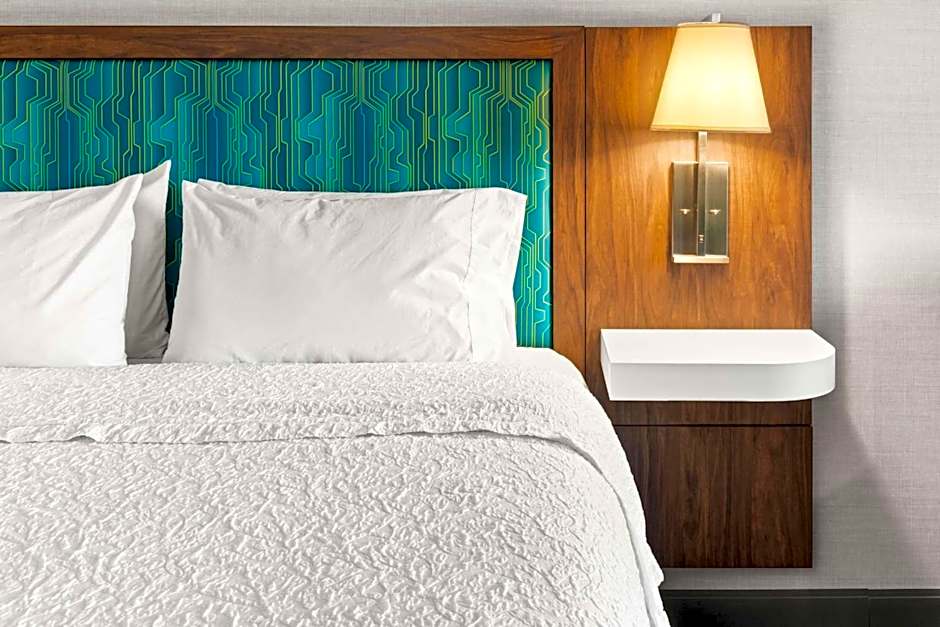 Hampton Inn By Hilton Seekonk