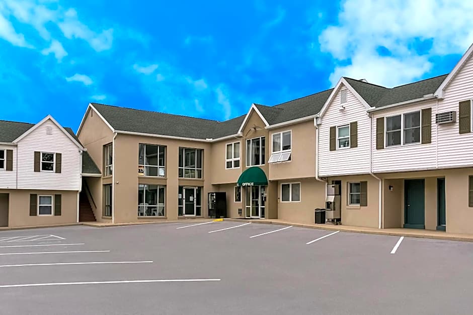 Rodeway Inn & Suites Hershey Chocolate Avenue