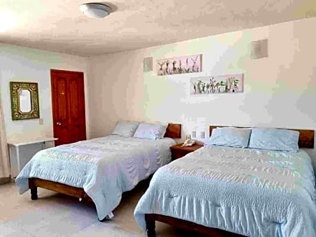 Two-Bedroom Deluxe Apartment with Balcony
