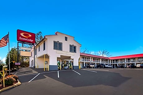 Econo Lodge Calhoun North Damascus