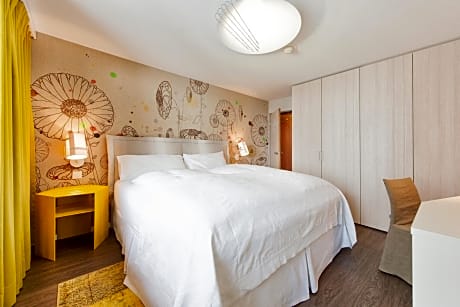 Suite with Balcony