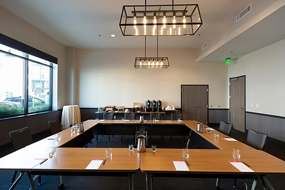 Hotel Indigo Everett - Waterfront Place By IHG