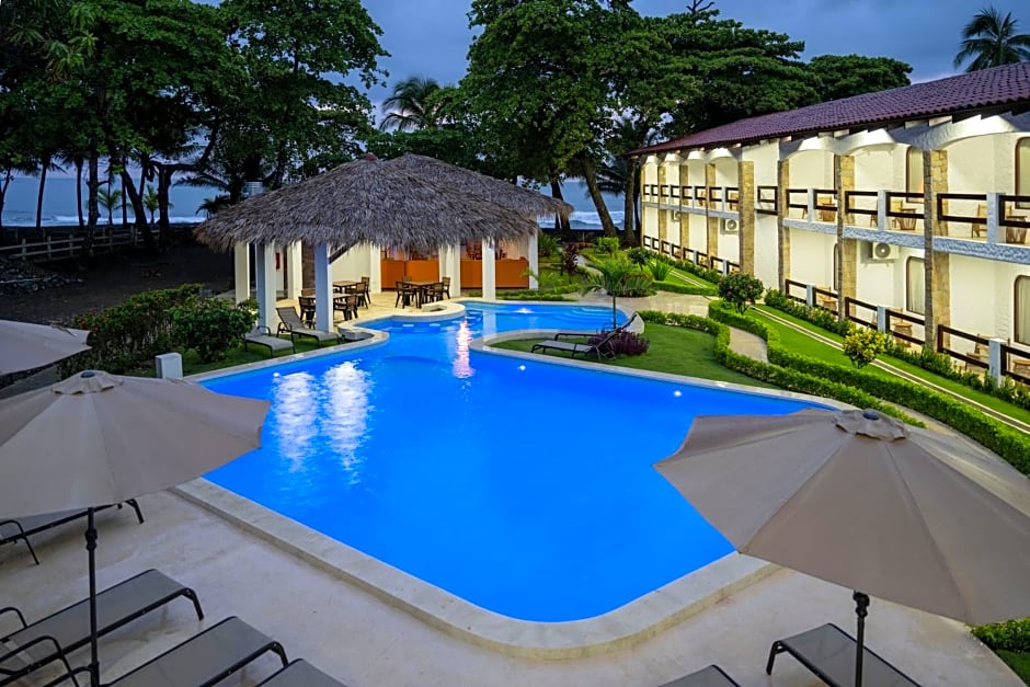 Fuego del Sol Beachfront Hotel