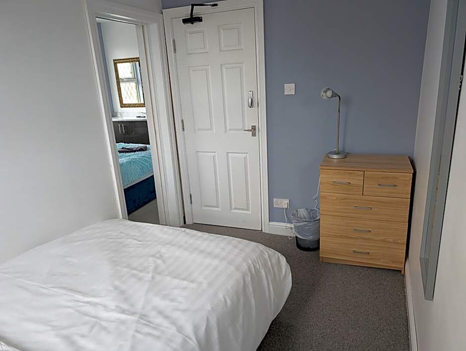 Blok 3 -Jacuzzi Suites, Apartment & Ensuite Rooms