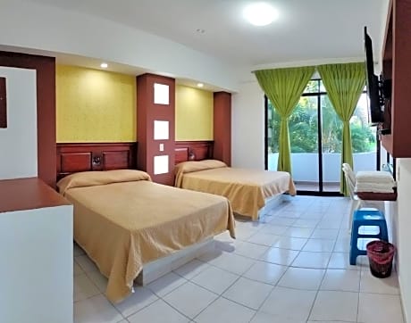 Standard Quadruple Room