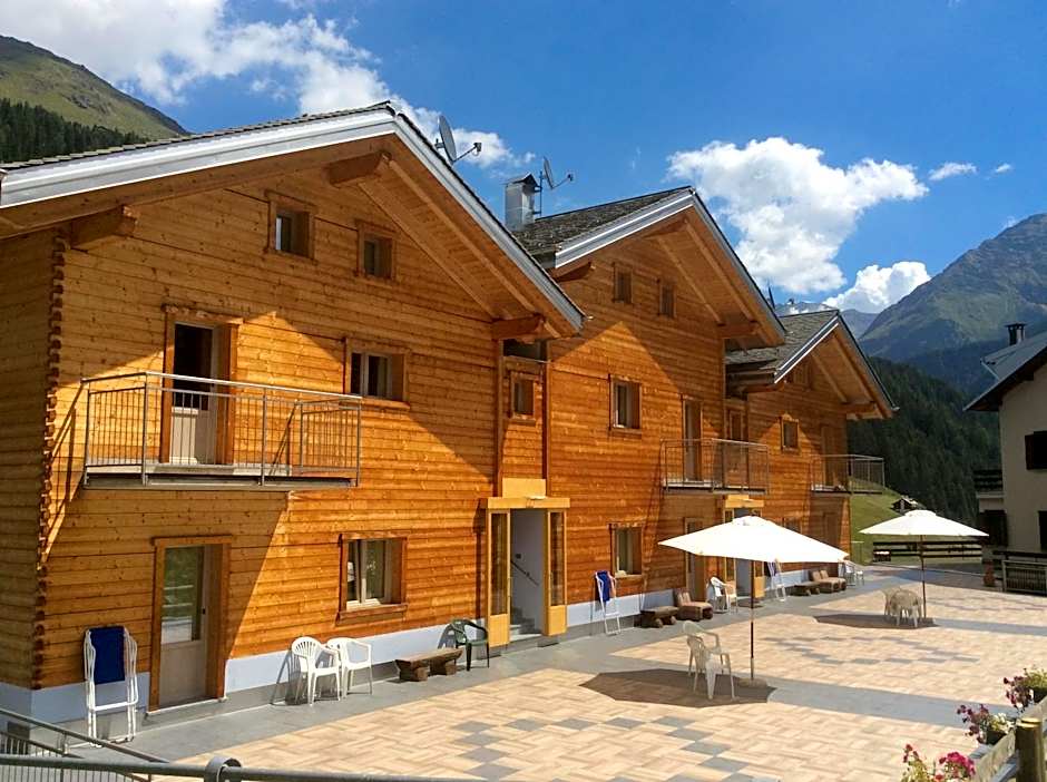 Hotel Meublè Adler - Rooms & Mountain Apartments