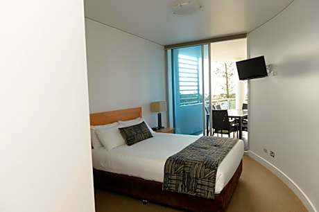 One-Bedroom Apartment - Back Tower