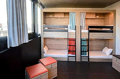 Bed in a 8 Bed Mixed Room