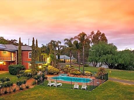 Clare Country Club