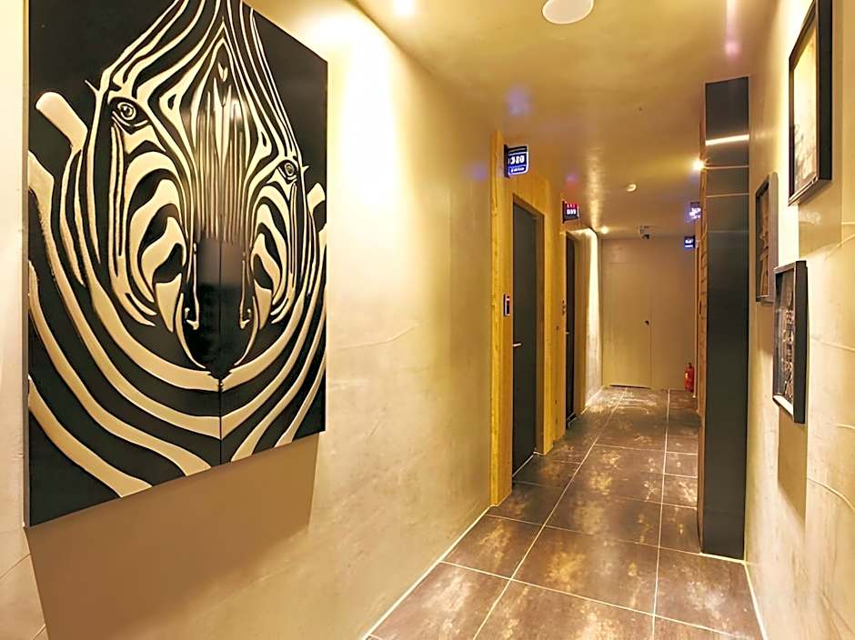 Celint Hotel