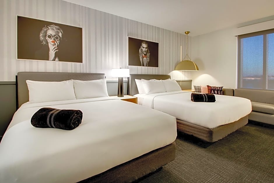 The Rose Chicago, Tapestry Collection By Hilton