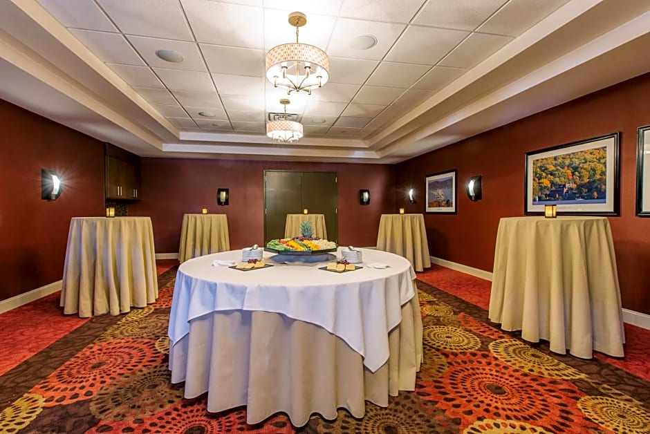 Hotel MTK Mount Kisco