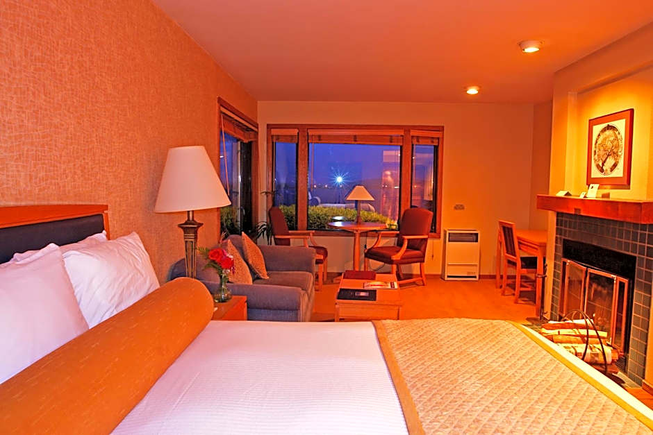 The Inn at the Tides