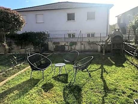 Appart T3 avec jardin proche commerces et aéroport