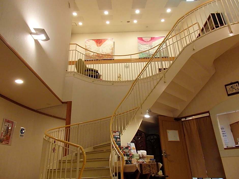 Forest Villa YUMESUZU the Closest Accommodation to the Metasequoia Tree-lined Avenue