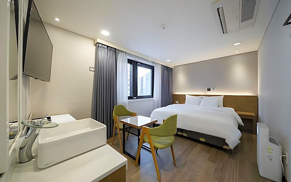 Anyang CNC Hotel