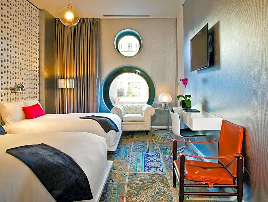 Dream Downtown by Hyatt