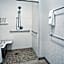 Holiday Inn Express Hotel & Suites - Belleville Area By IHG