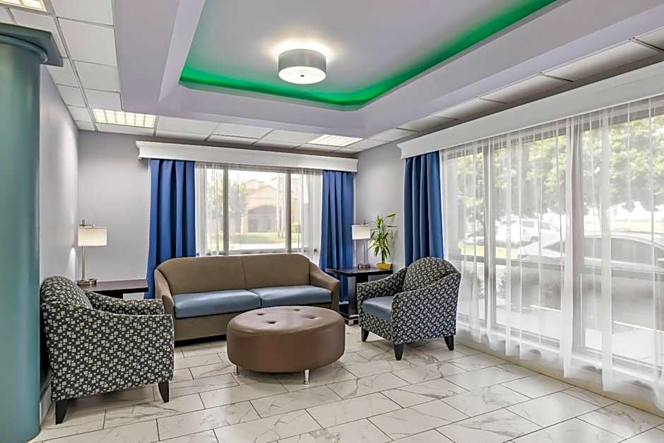 Quality Inn Fort Campbell