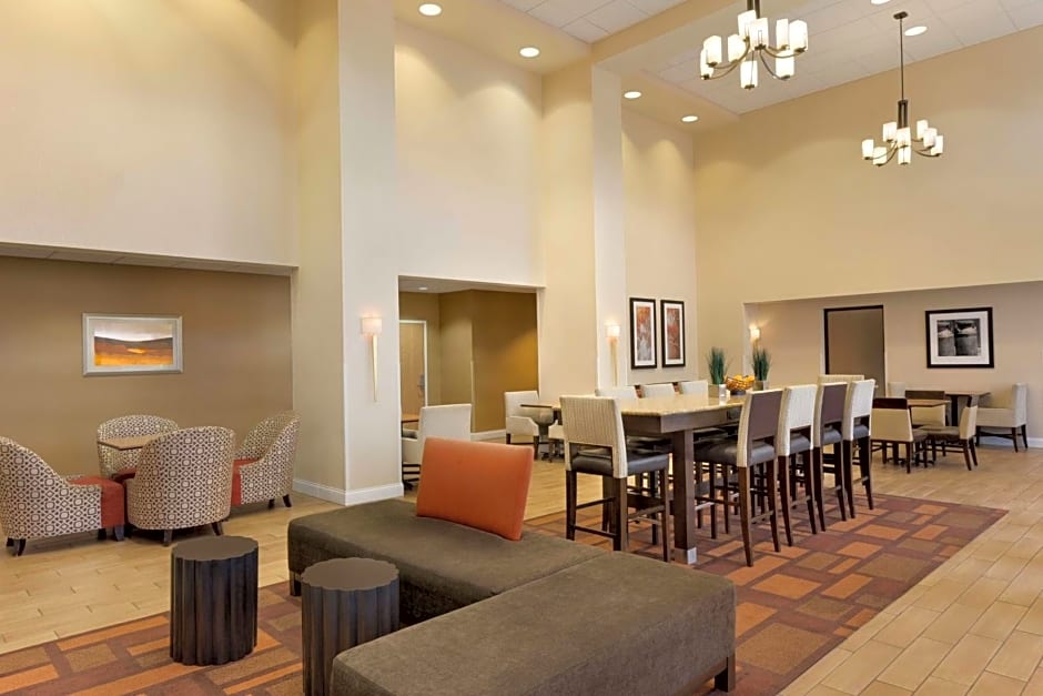 Hampton Inn By Hilton And Suites Largo, Fl