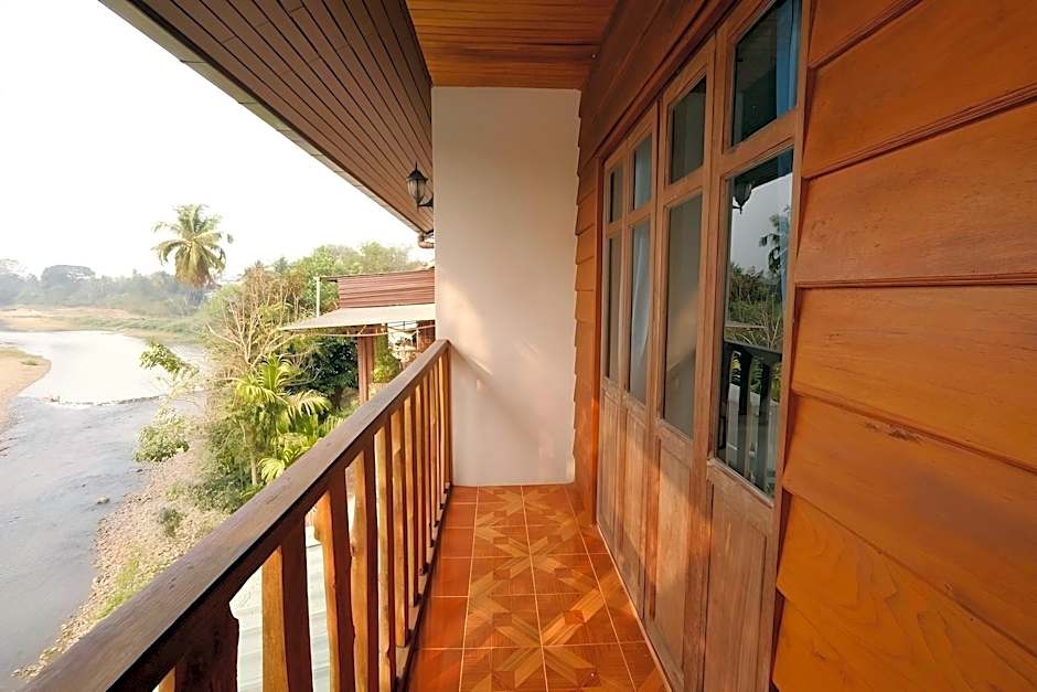 The Good View Guest House @ Mae Sarieng