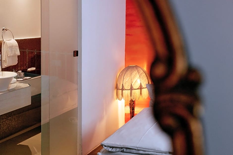 18Arts Hotel