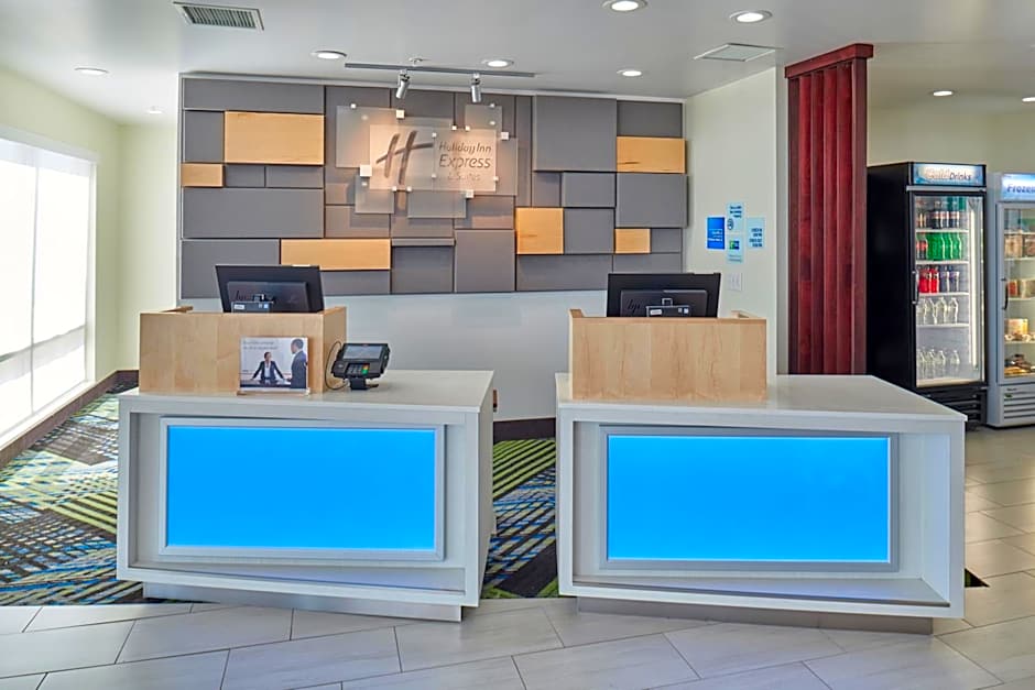 Holiday Inn Express & Suites El Paso East-Loop 375 by IHG